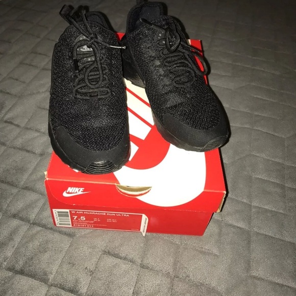 50% off Nike Shoes - Nike Huaraches from Angela's closet on Poshmark Nike Huaraches